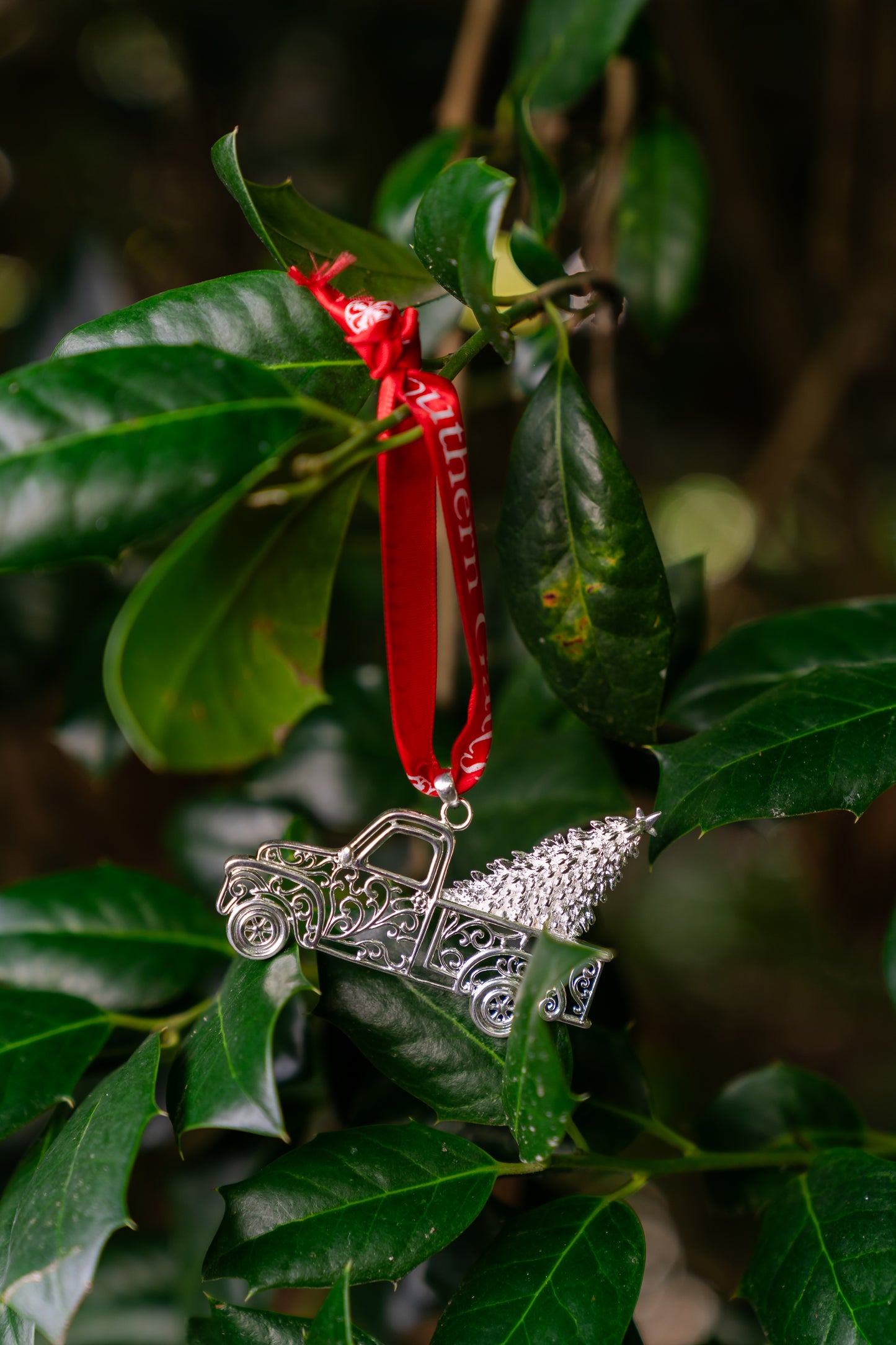 Southern Gates® Truck and Tree Ornament