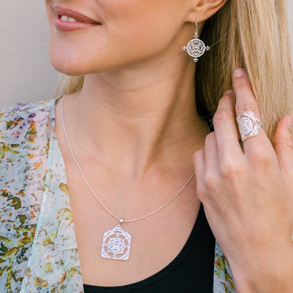 Southern Gates® Ophelia Ring