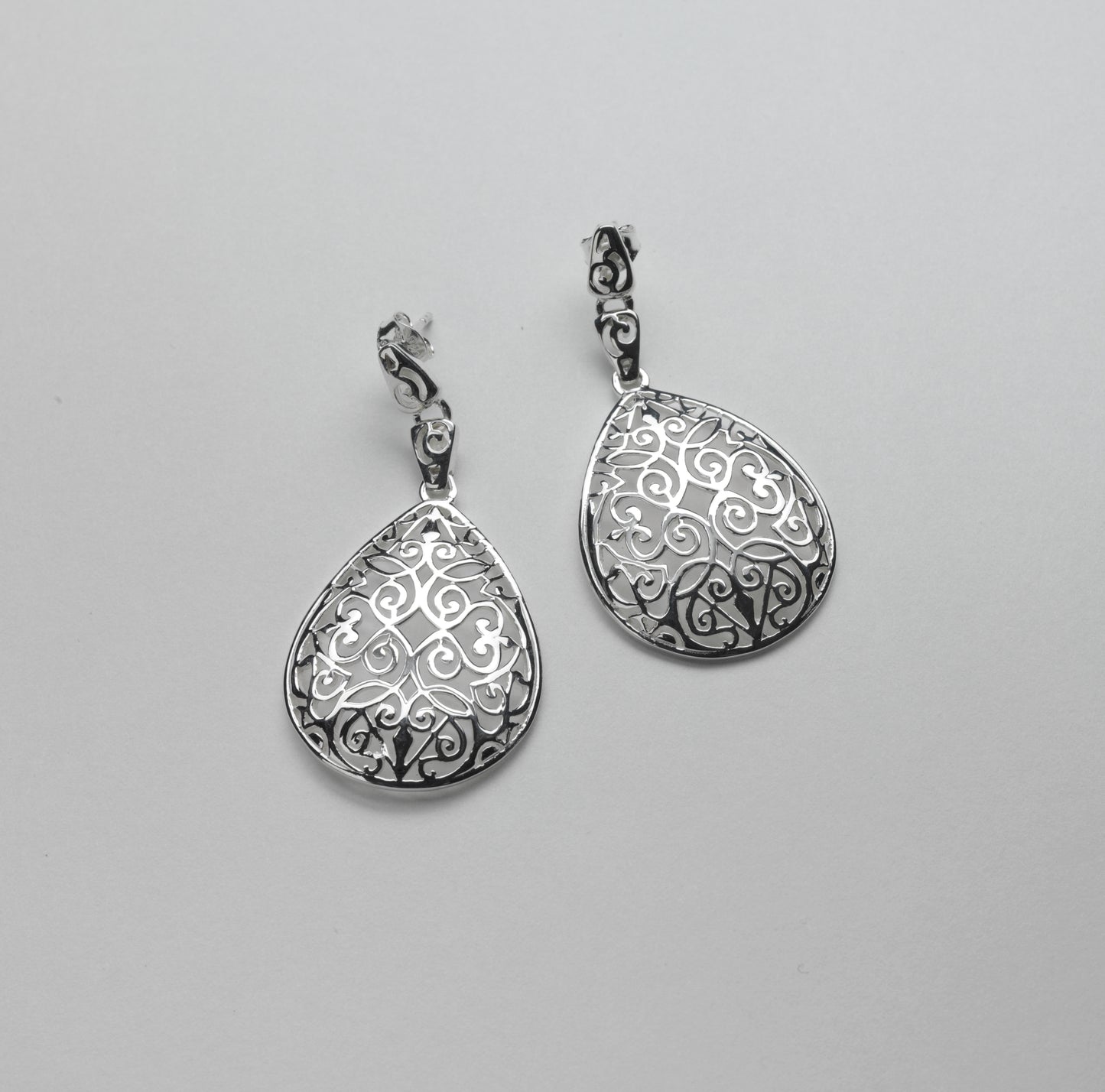 Beyond Southern Gates Classic Teardrop Dangle Post Earring
