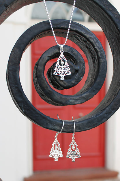 Southern Gates® Christmas Tree Pearl Pendant