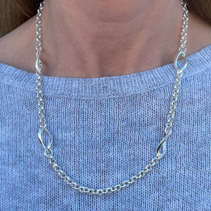 Contemporary Sterling Silver Rolo Necklace with Twisted Links, Sample