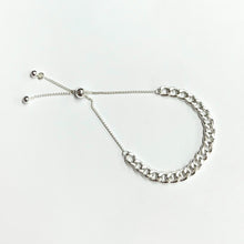 Load image into Gallery viewer, Beyond Southern Gates Contemporary Sterling Silver Curb Bracelet with Smart Bead
