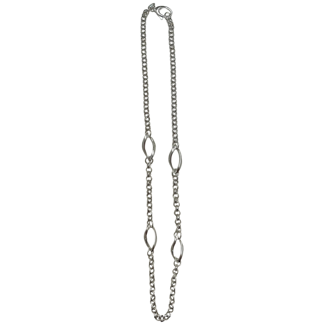 Beyond Southern Gates Contemporary Sterling Silver Rolo Necklace with Twisted Links